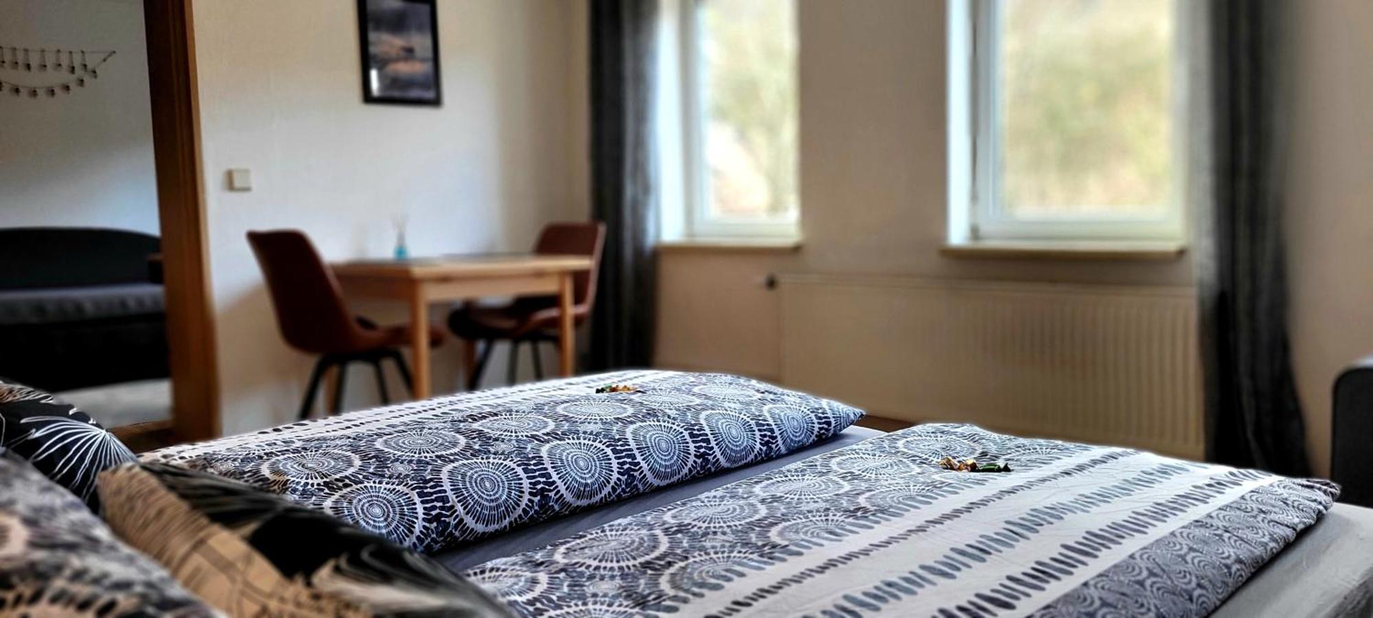 Suhl - Ihre Erholsame Arbeiterwohnung In Zentrumnaehe 外观 照片